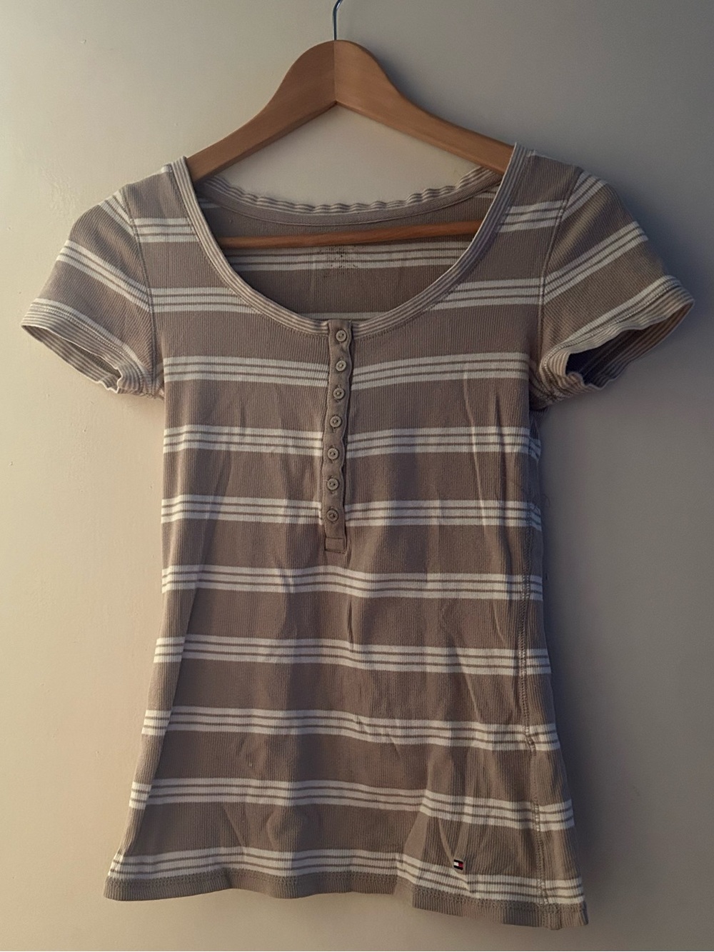 Y2K Tommy Striped Scoop Neck Short Sleeve Top - Cream & Tan